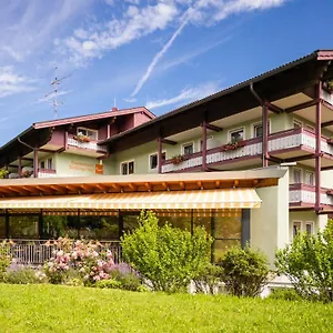 Stroebinger Hof - Therme Wellness Bad Endorf